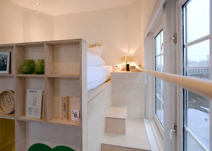 Sweets - Nieuwe Amstelbrug Daire Amsterdam